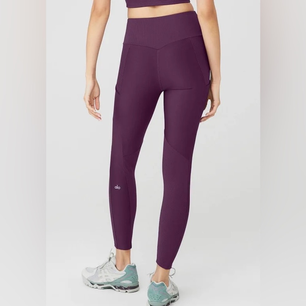 ALO Yoga Ribbed Airlift High-Waist 7/8 Enchanted Legging Dark Plum XS